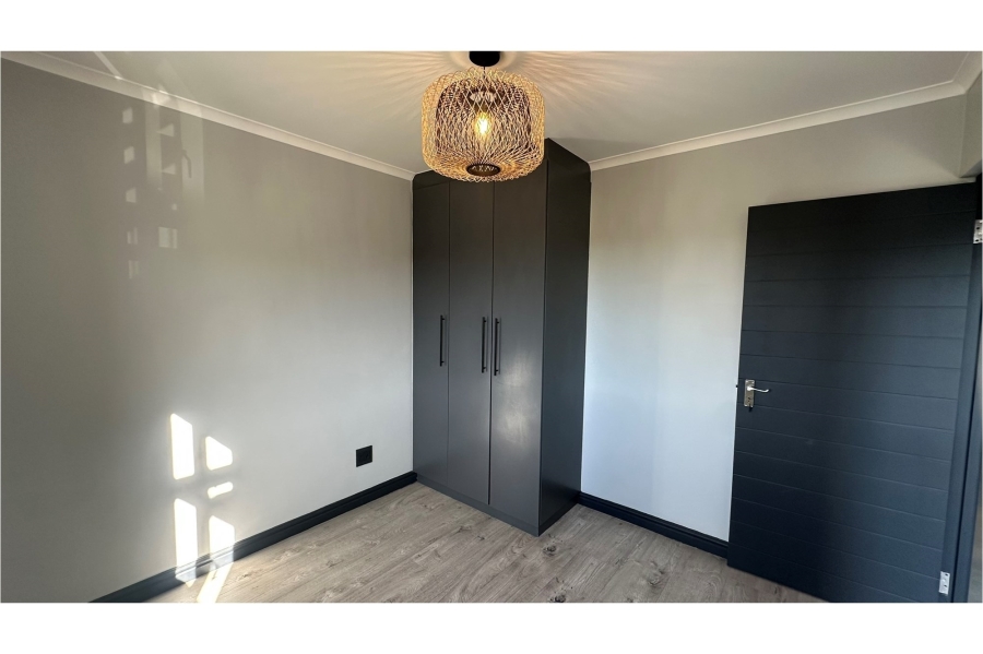 3 Bedroom Property for Sale in De Zoete Inval Western Cape